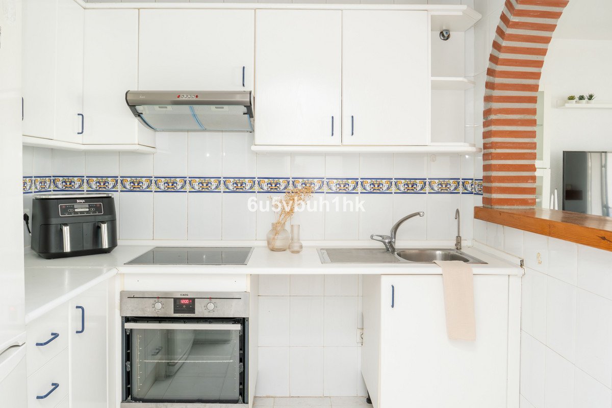 2 Bed Middle Floor Apartment in Mijas Golf