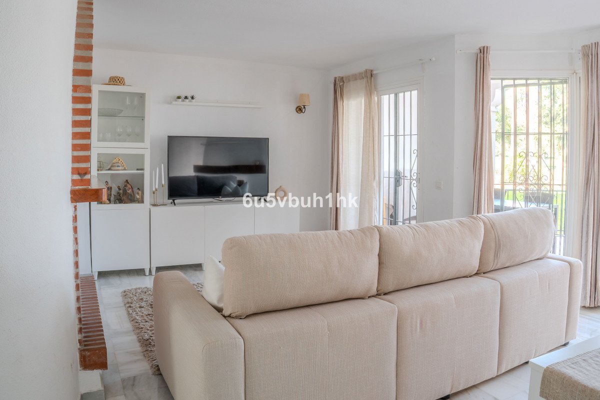2 Bed Middle Floor Apartment in Mijas Golf