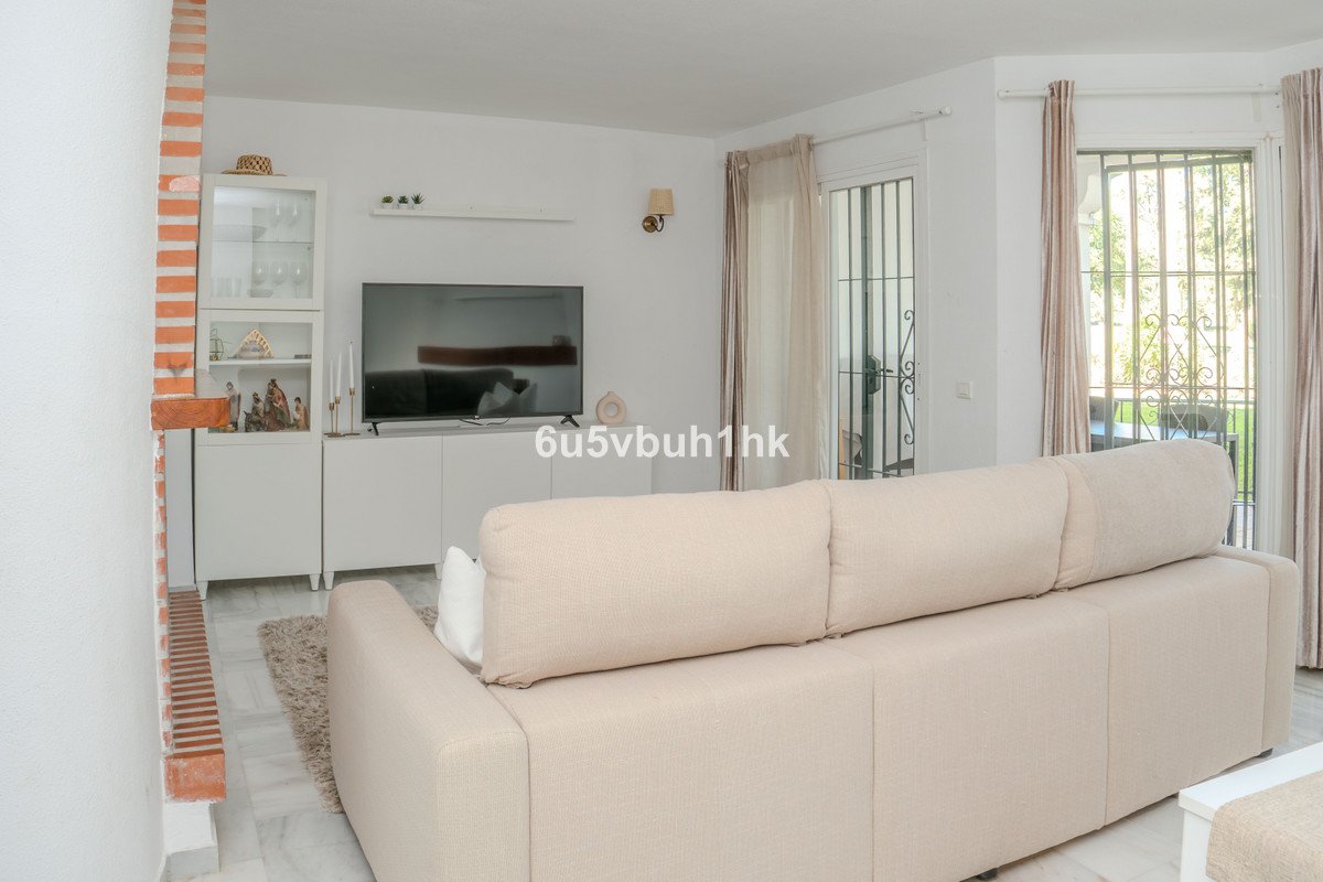 2 Bed Middle Floor Apartment in Mijas Golf