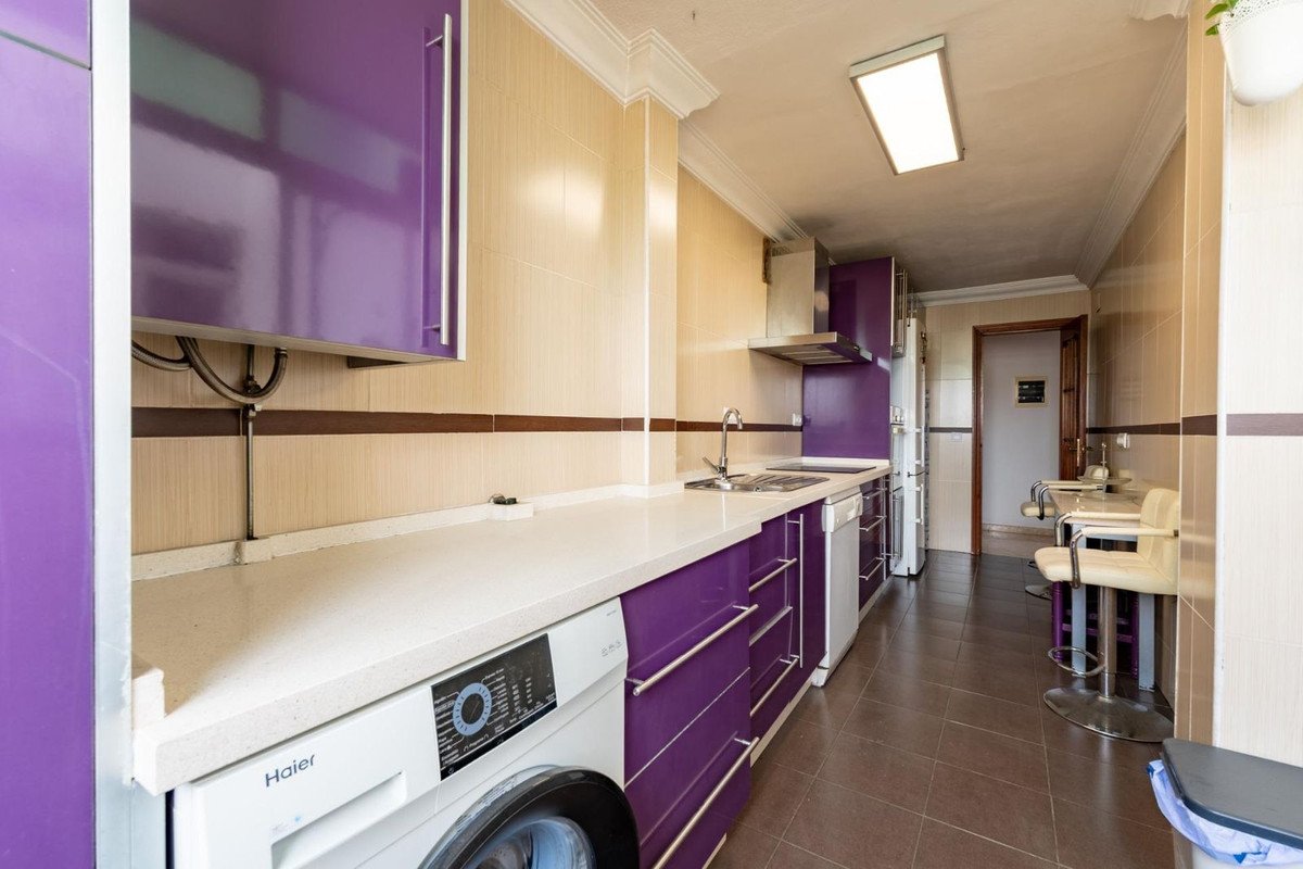 3 Bed Middle Floor Apartment in La Luz