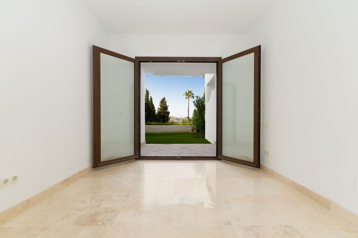 2 Bed Ground Floor Apartment in Mijas Golf