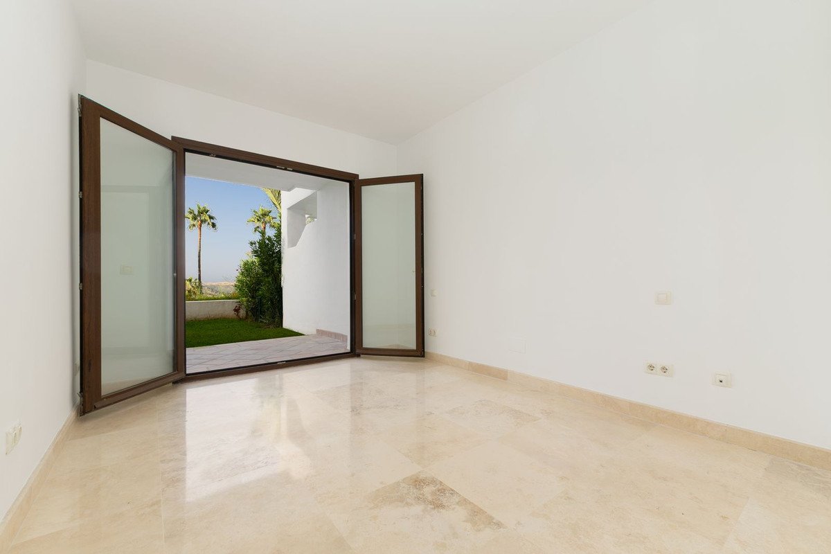 2 Bed Ground Floor Apartment in Mijas Golf