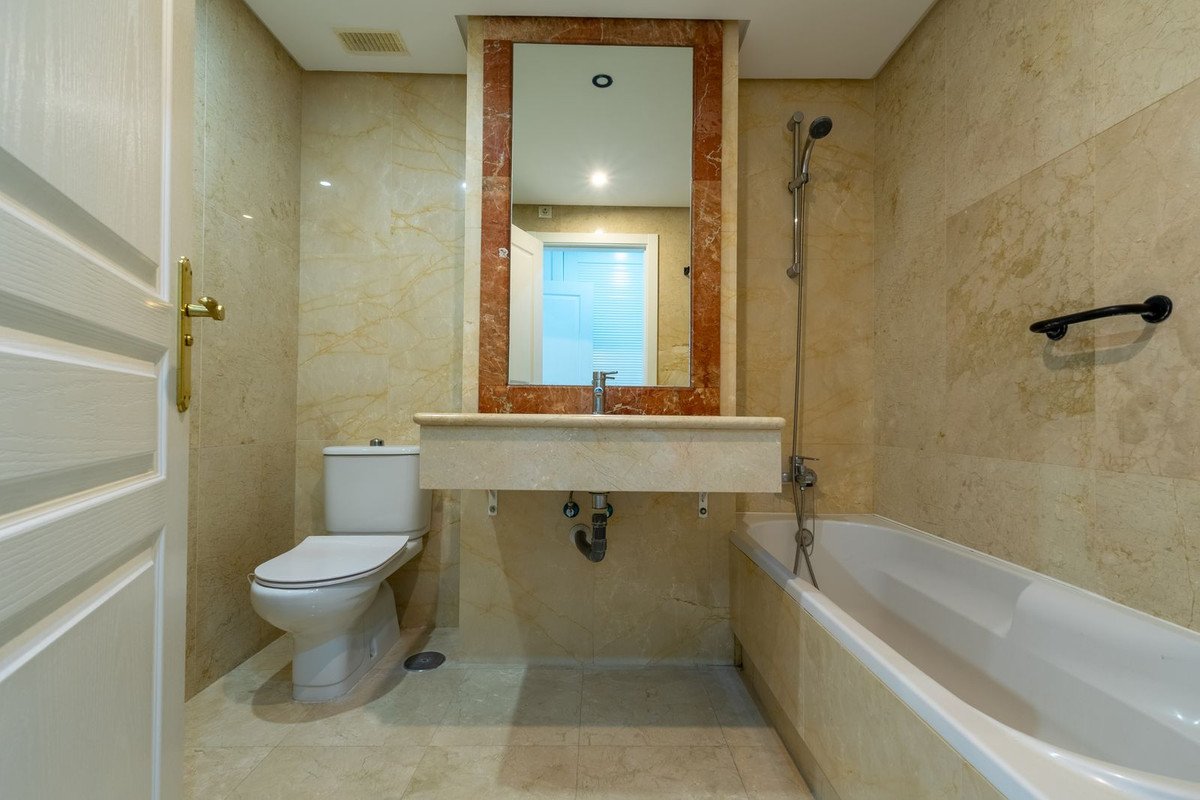 2 Bed Ground Floor Apartment in Mijas Golf