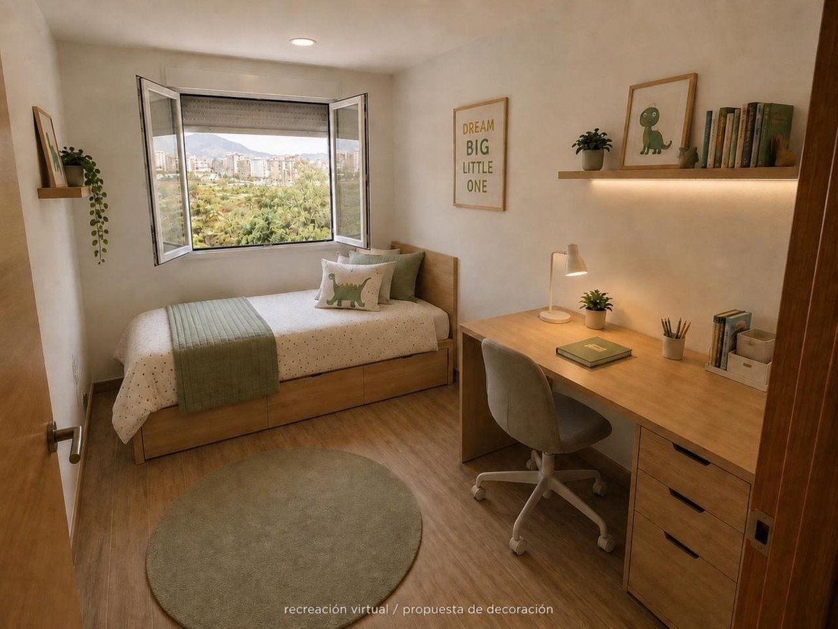 3 Bed Middle Floor Apartment in Málaga