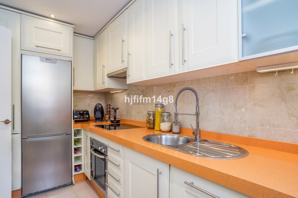 2 Bed Ground Floor Apartment in Nueva Andalucía