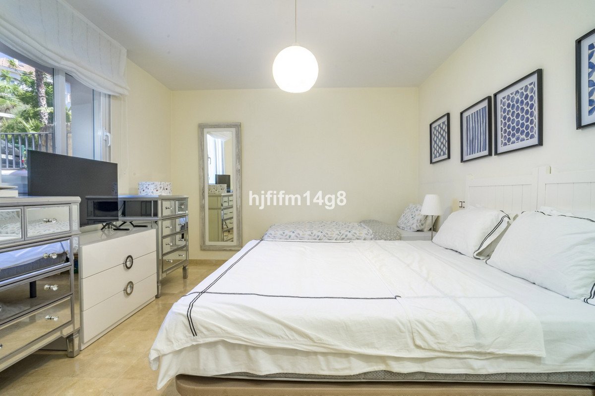 2 Bed Ground Floor Apartment in Nueva Andalucía