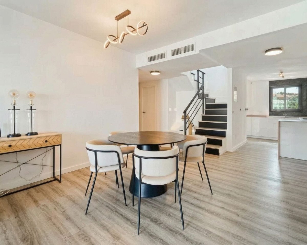 3 Bed Duplex in Selwo