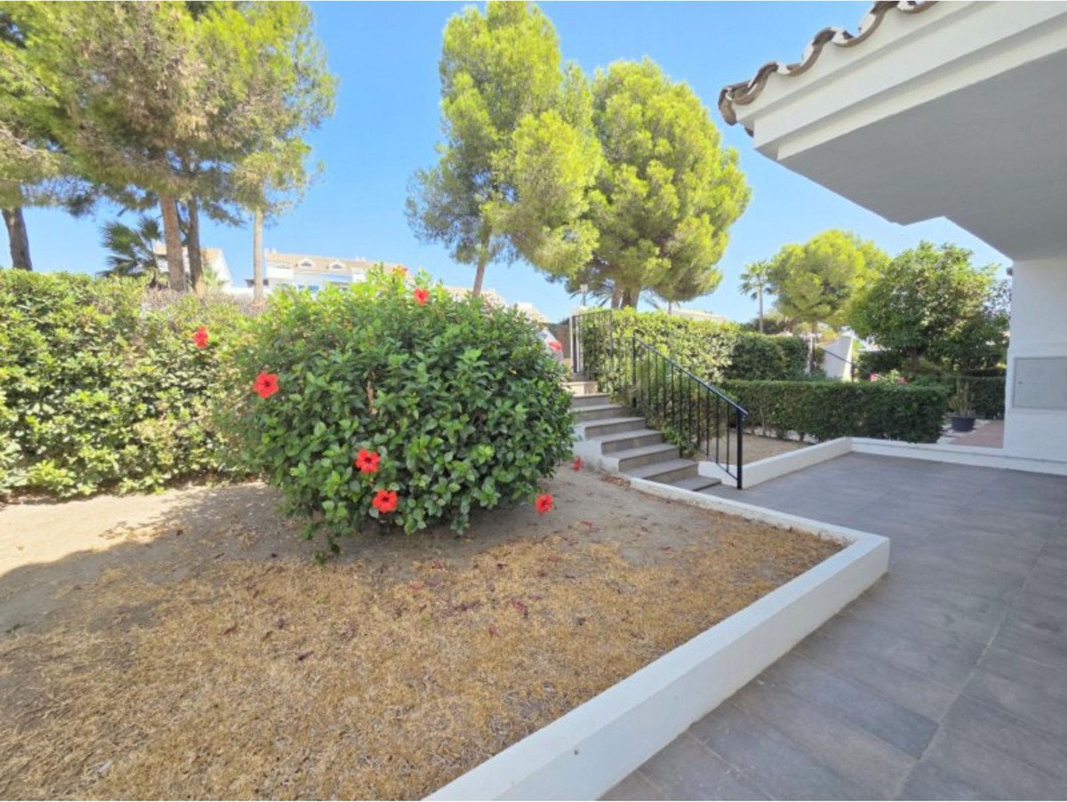 3 Bed Townhouse in La Duquesa