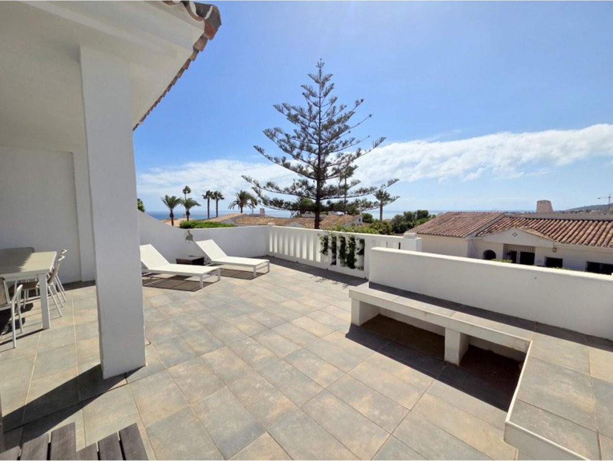 3 Bed Townhouse in La Duquesa