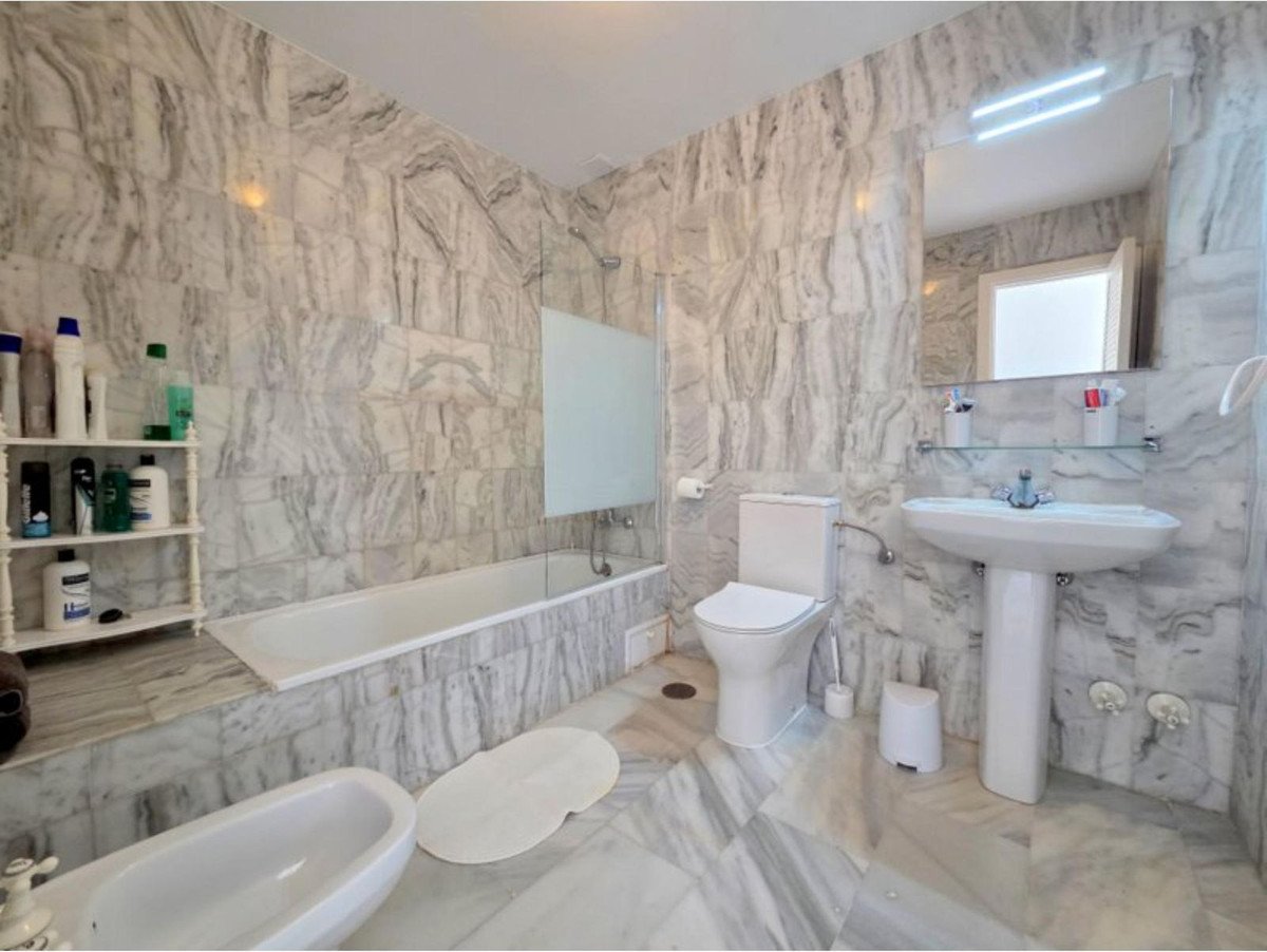 3 Bed Townhouse in La Duquesa