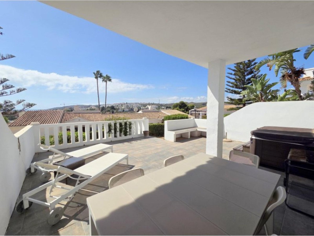 3 Bed Townhouse in La Duquesa