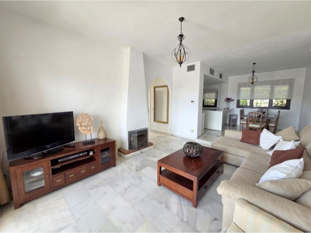 3 Bed Townhouse in La Duquesa