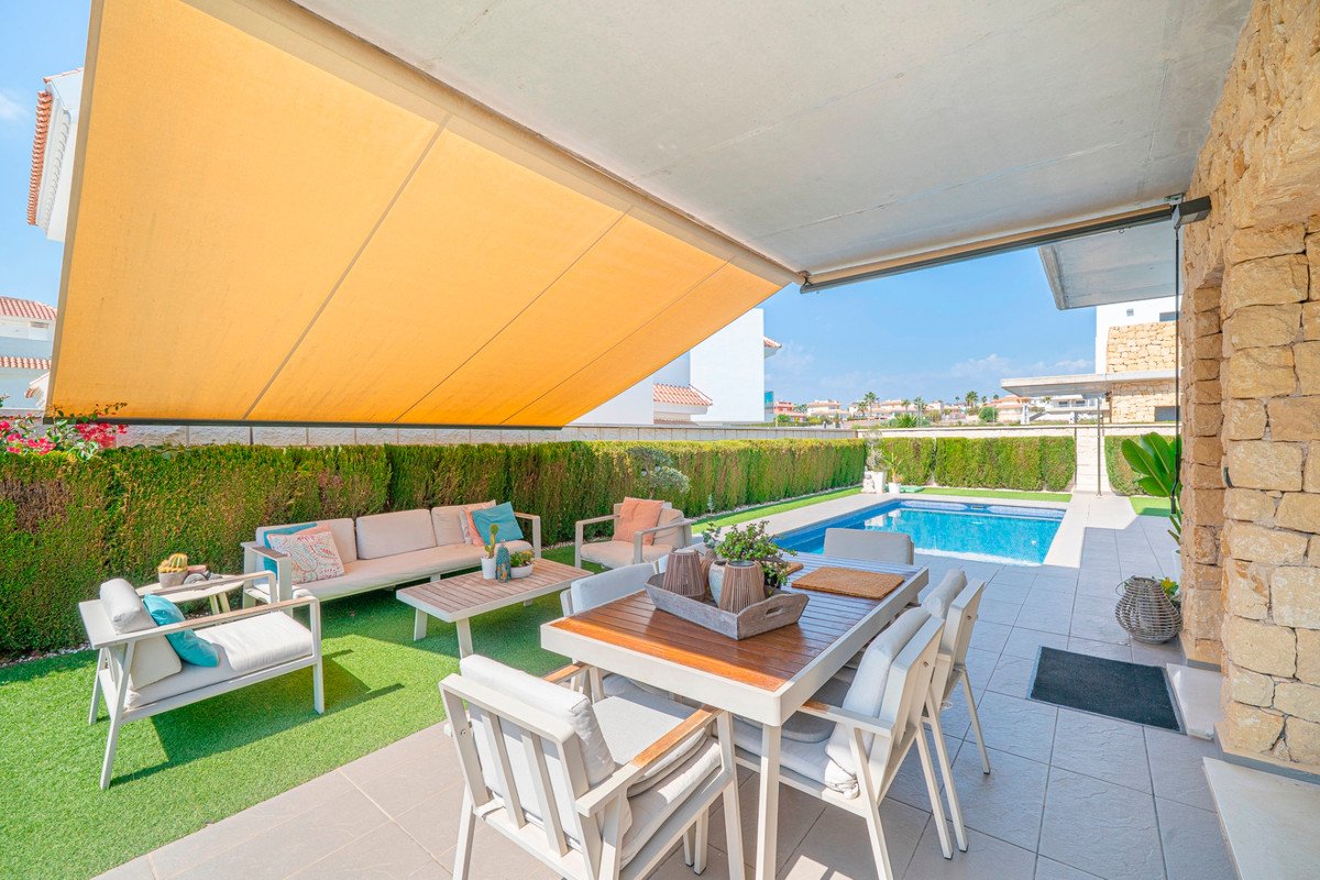 3 Bed Detached Villa in Lo Pepin