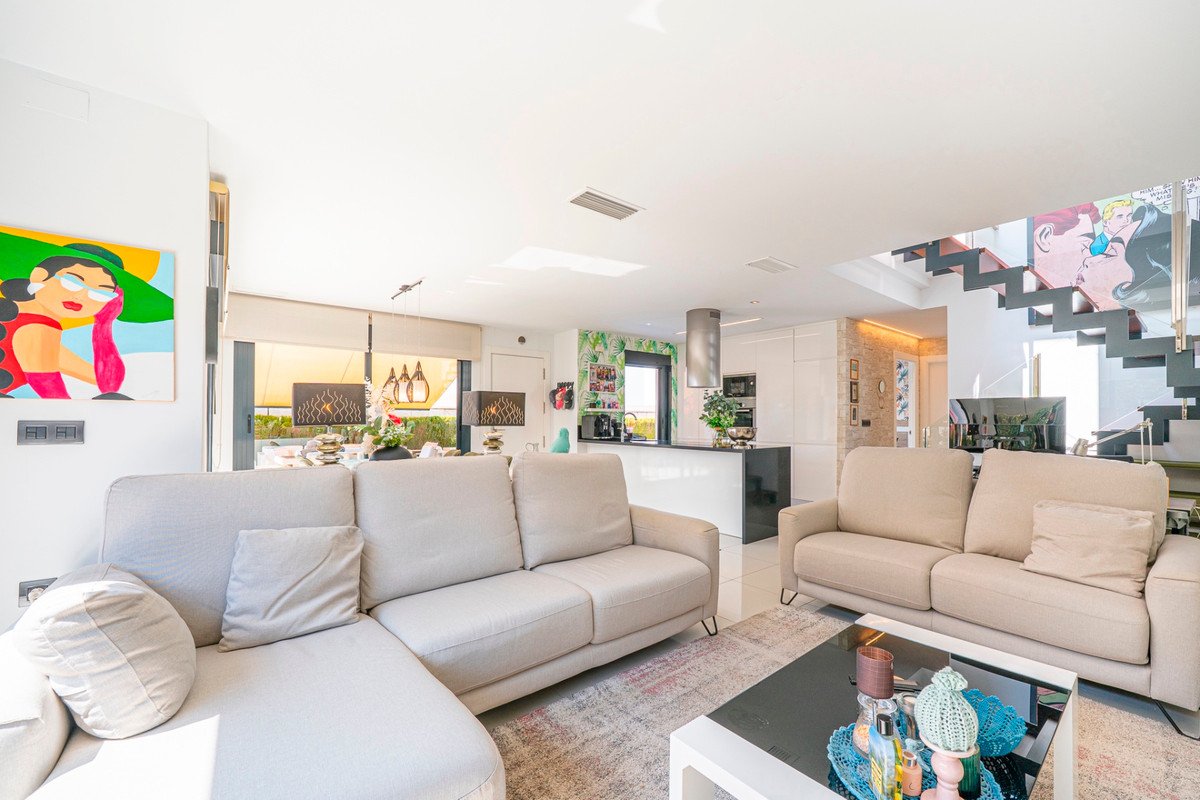 3 Bed Detached Villa in Lo Pepin