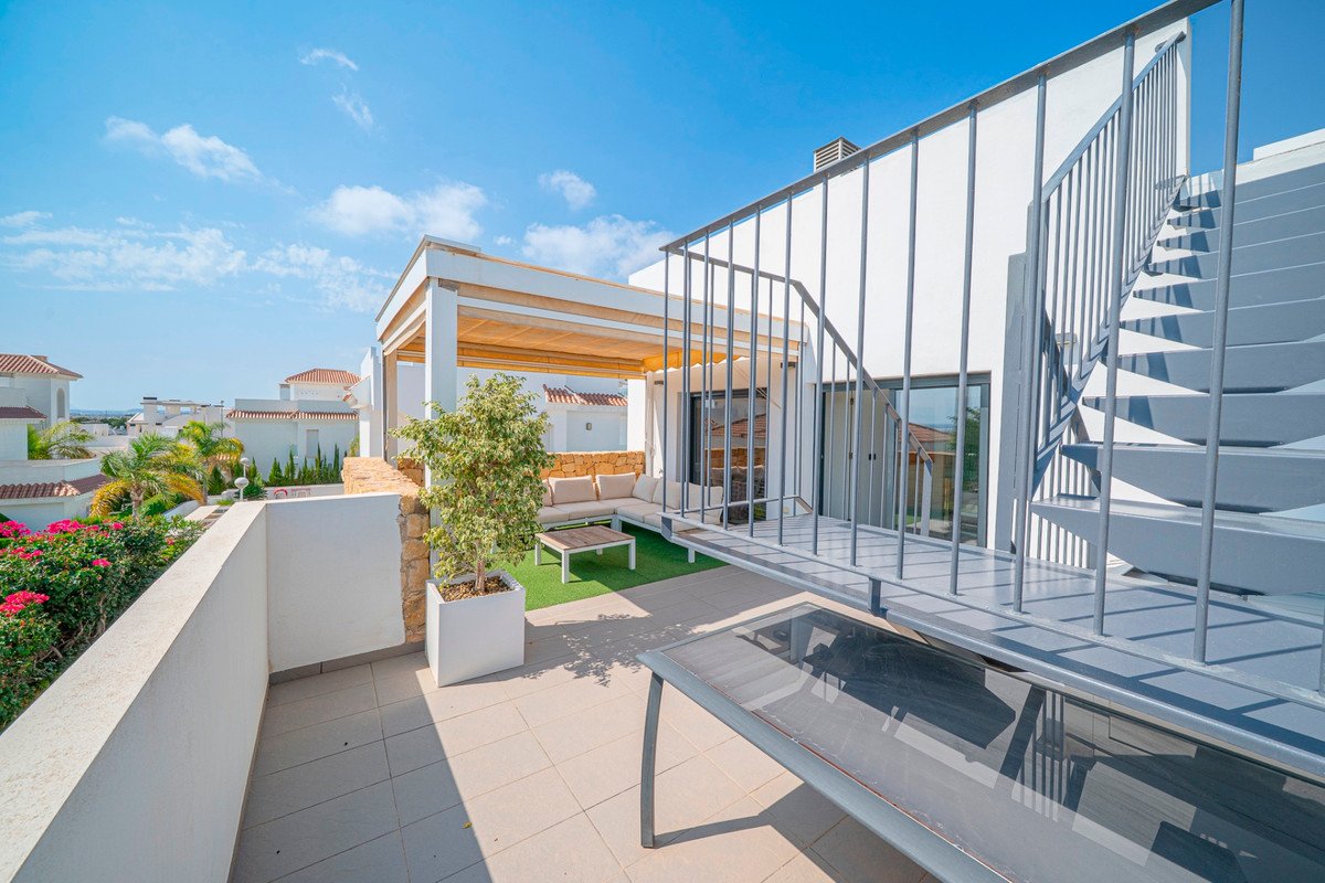 3 Bed Detached Villa in Lo Pepin