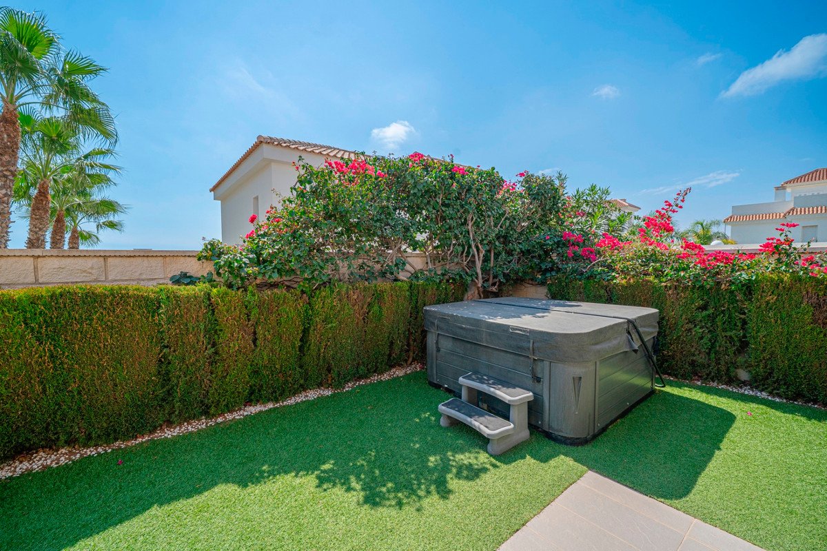 3 Bed Detached Villa in Lo Pepin