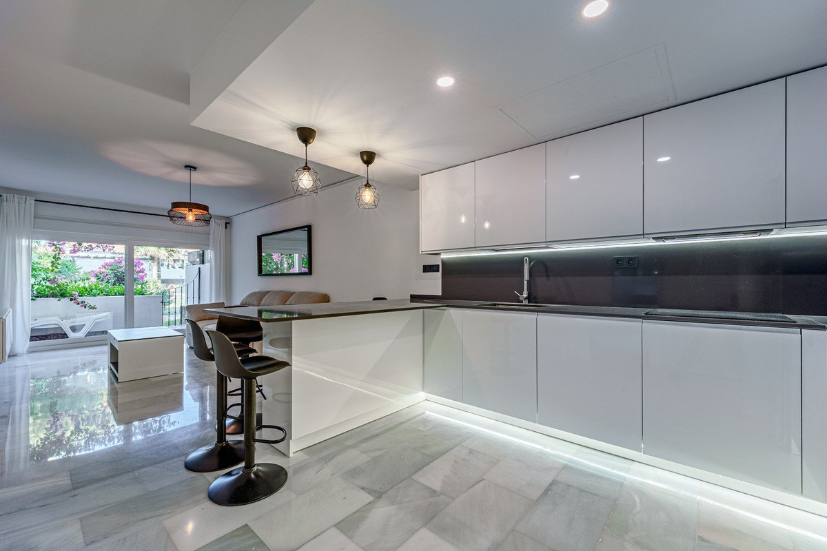 3 Bed Ground Floor Apartment in Sierra Blanca