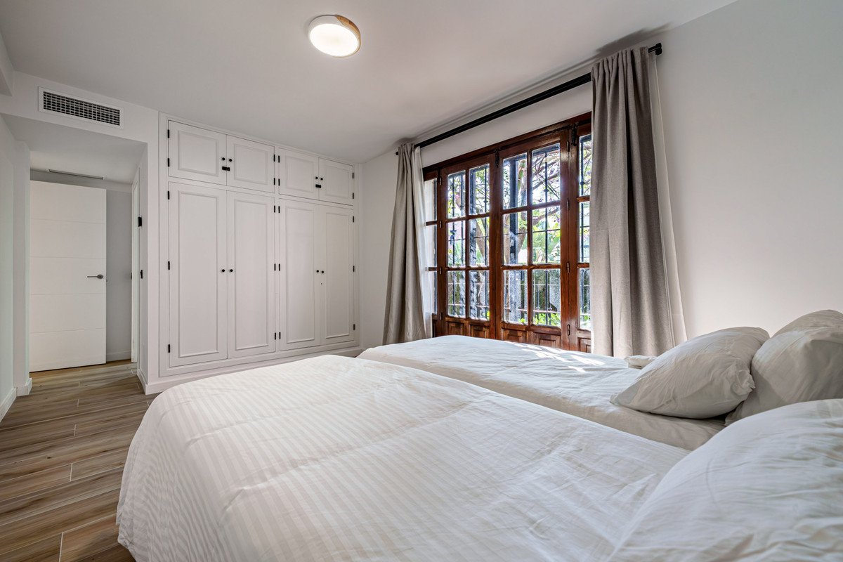 3 Bed Ground Floor Apartment in Sierra Blanca