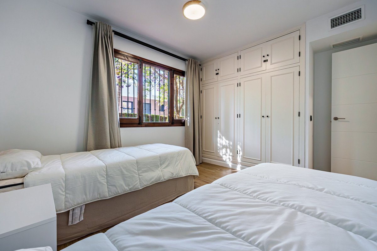 3 Bed Ground Floor Apartment in Sierra Blanca