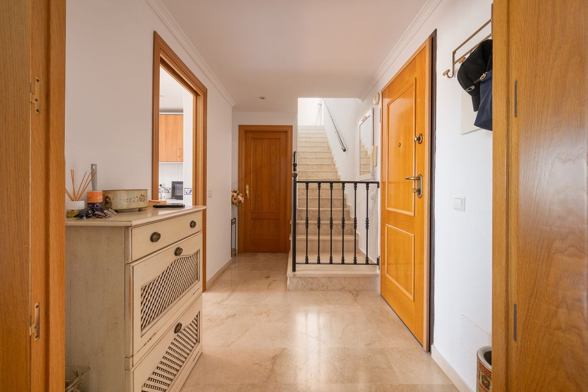 3 Bed Penthouse Duplex in Selwo