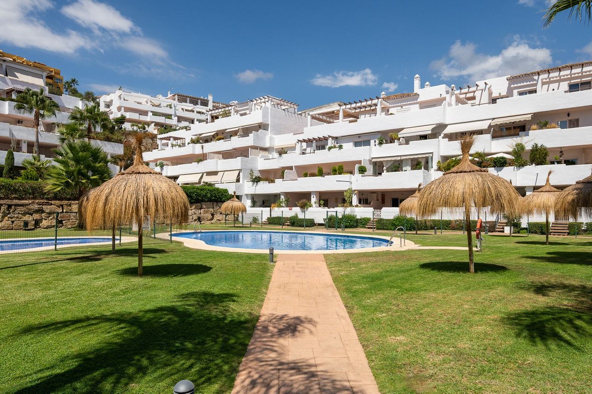 3 Bed Penthouse Duplex in Selwo