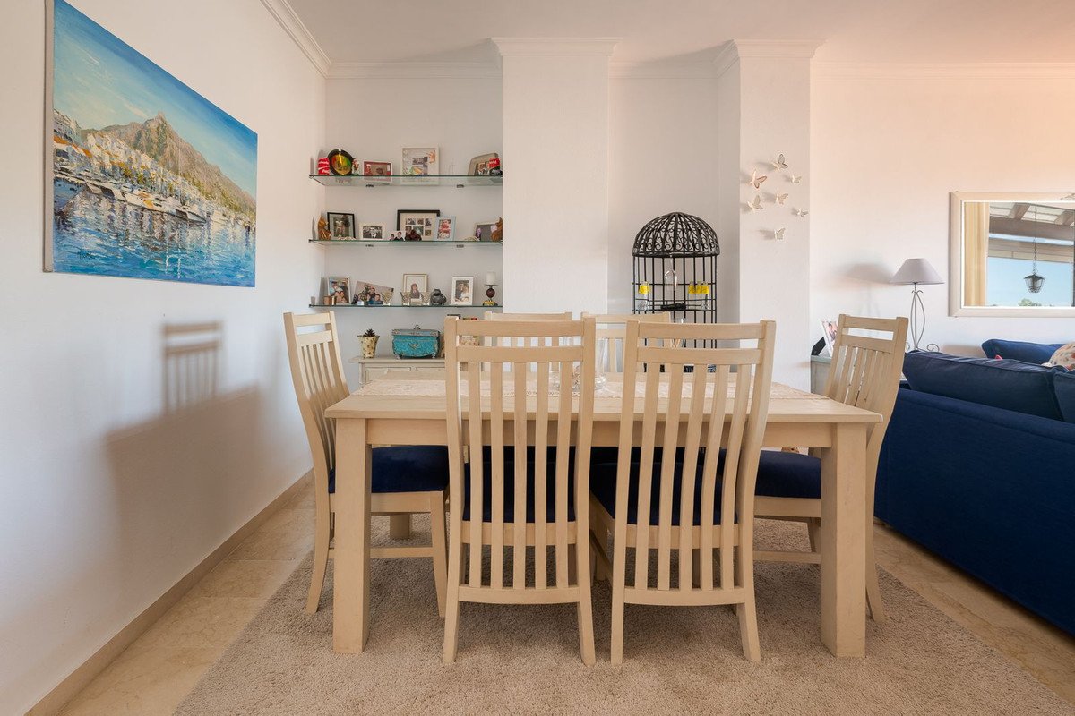 3 Bed Penthouse Duplex in Selwo