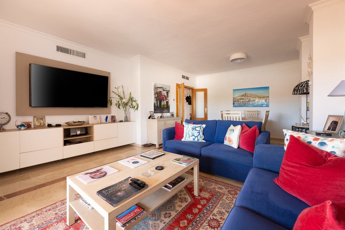 3 Bed Penthouse Duplex in Selwo