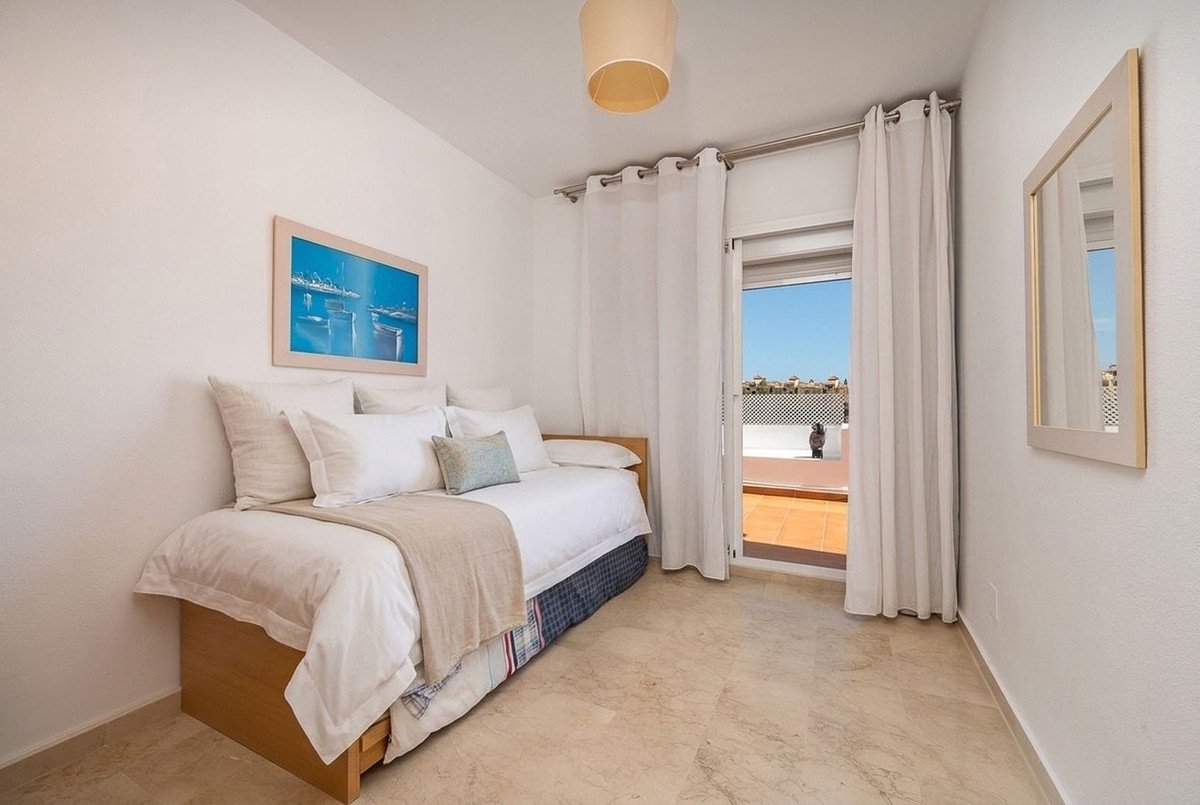 3 Bed Penthouse Duplex in Selwo