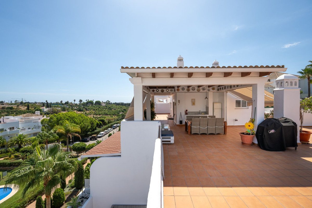 3 Bed Penthouse Duplex in Selwo