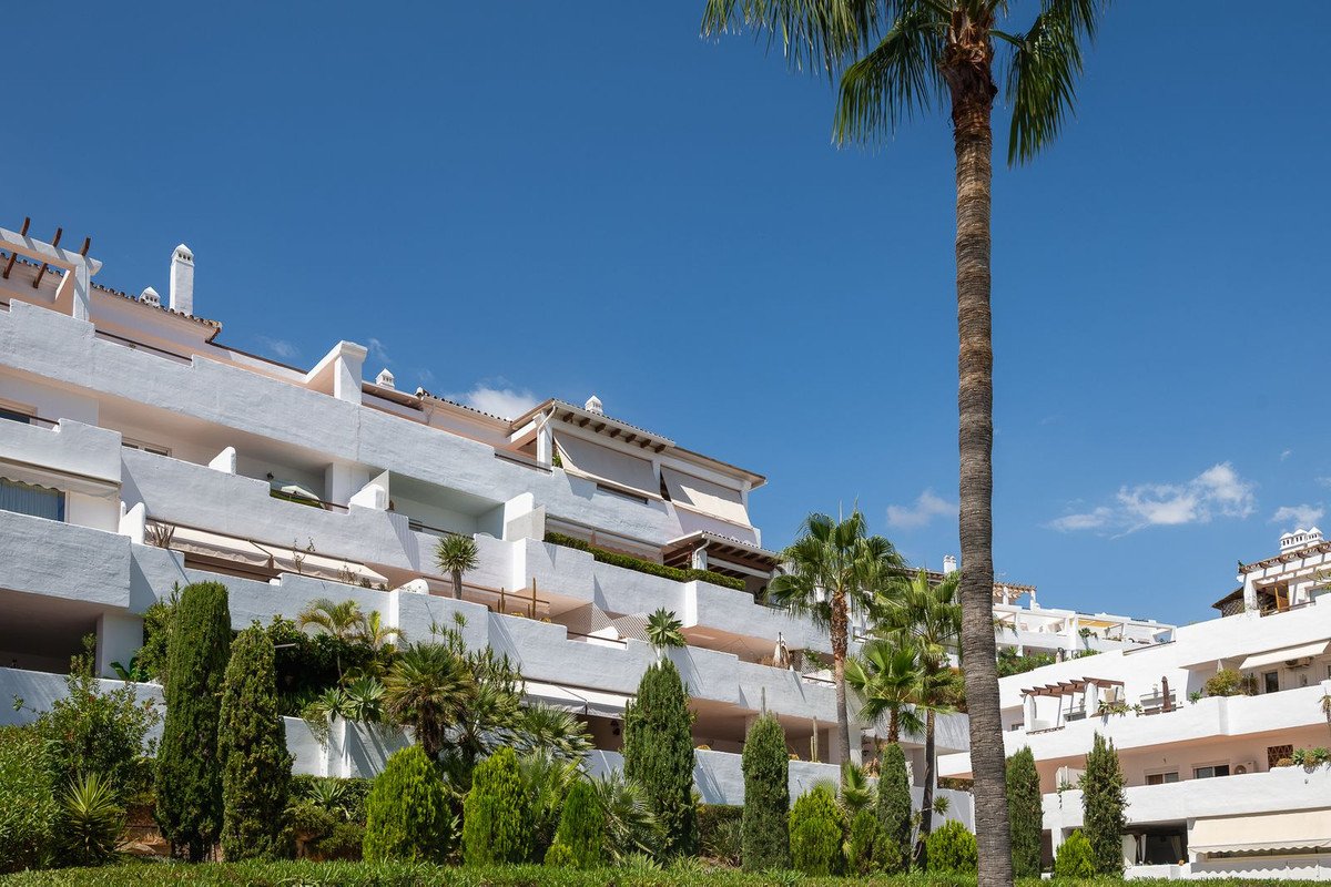 3 Bed Penthouse Duplex in Selwo