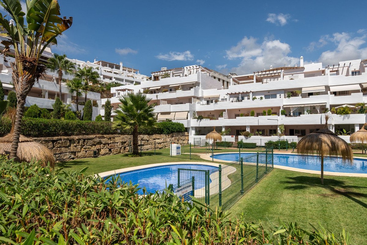 3 Bed Penthouse Duplex in Selwo