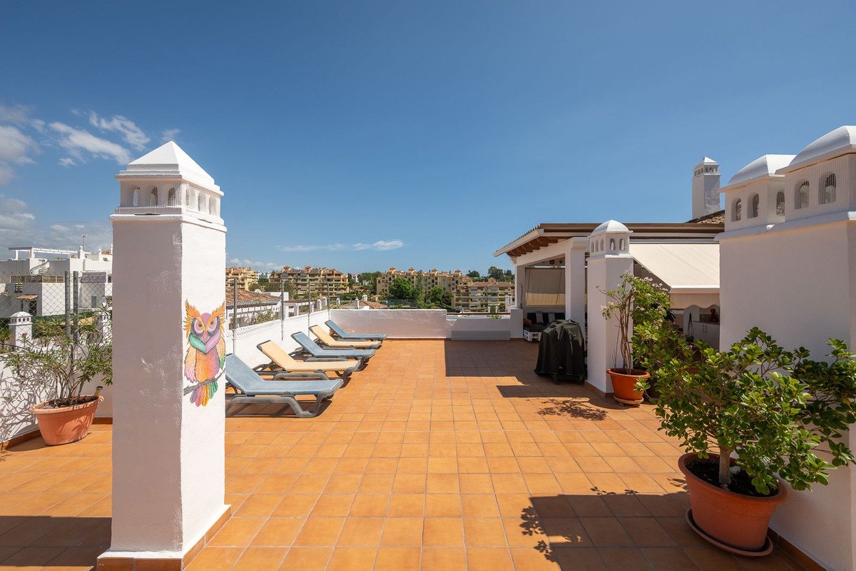3 Bed Penthouse Duplex in Selwo