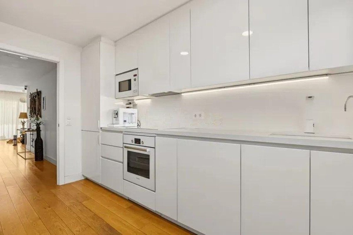 3 Bed Middle Floor Apartment in El Chaparral