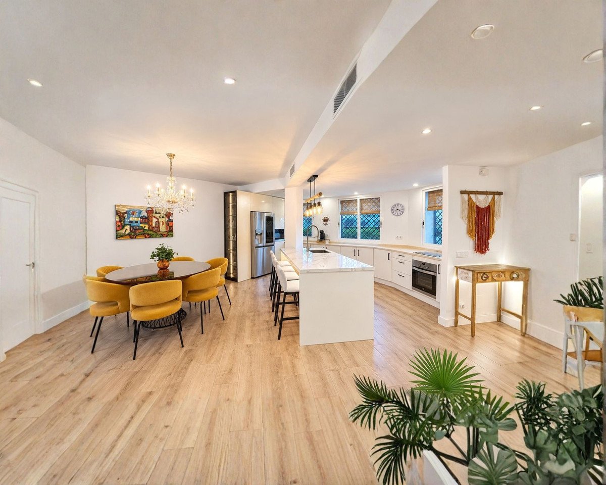 4 Bed Townhouse in Málaga