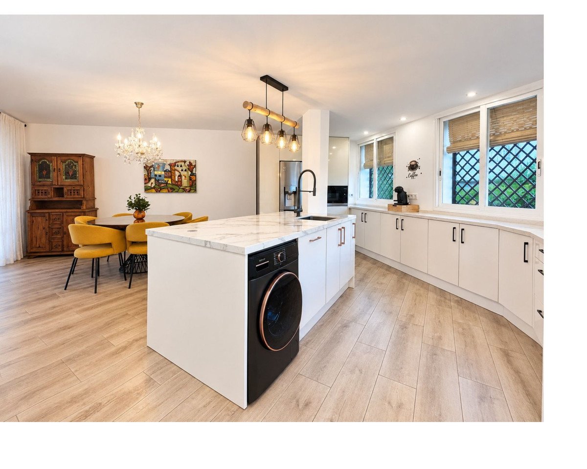 4 Bed Townhouse in Málaga