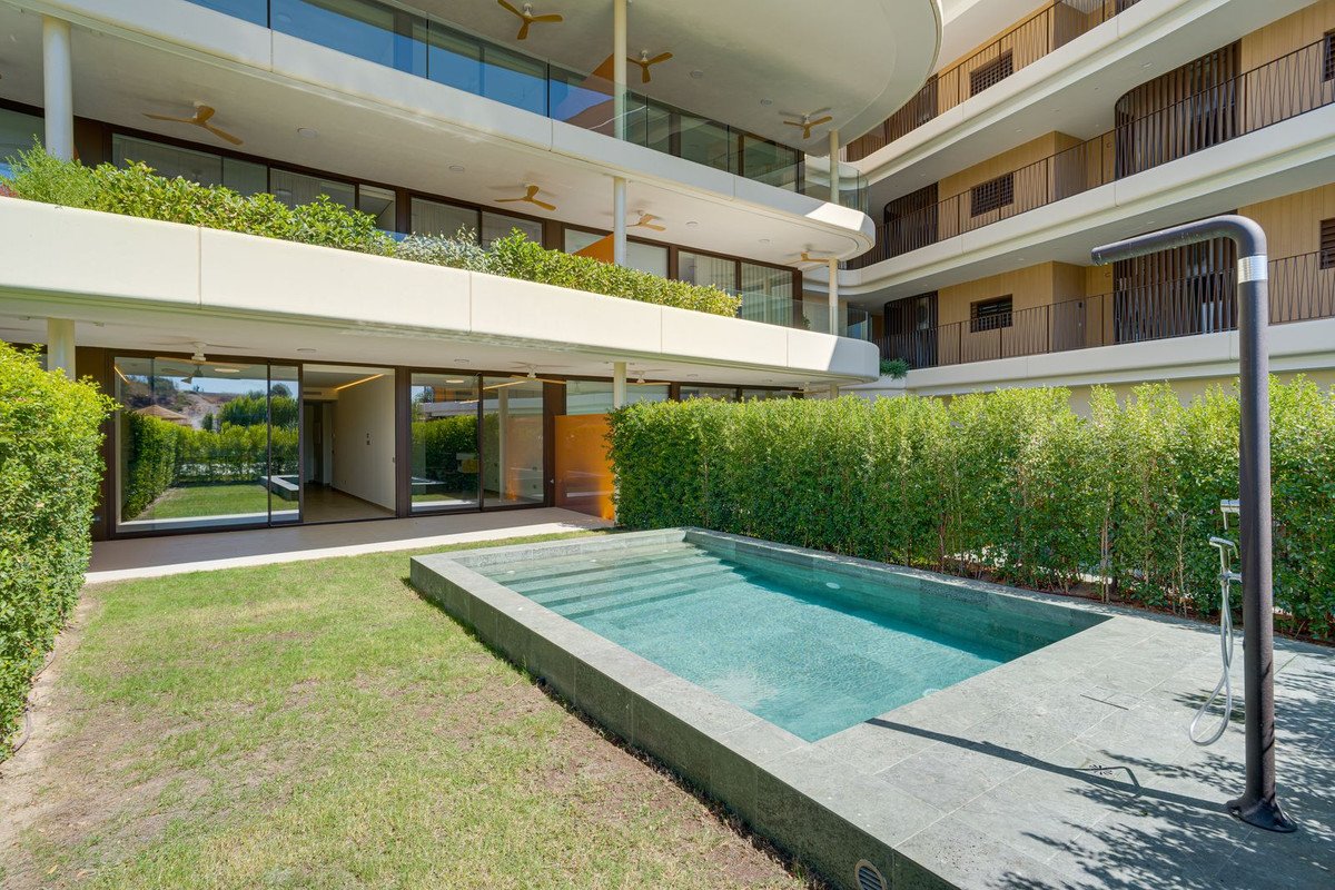 2 Bed Ground Floor Apartment in Higueron