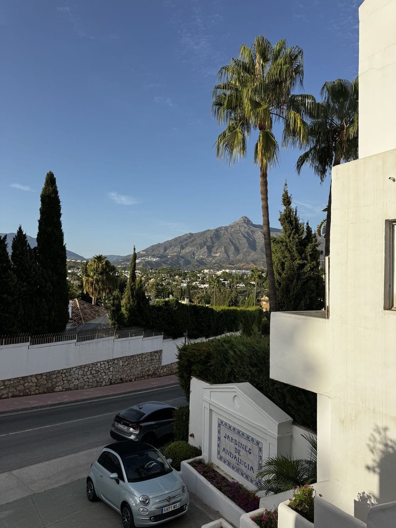 3 Bed Penthouse in Nueva Andalucía