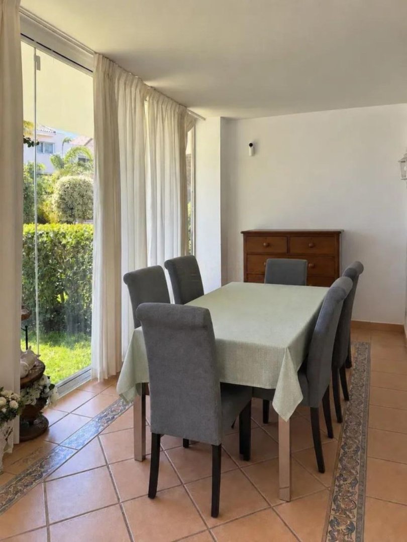 2 Bed Ground Floor Apartment in Marbella
