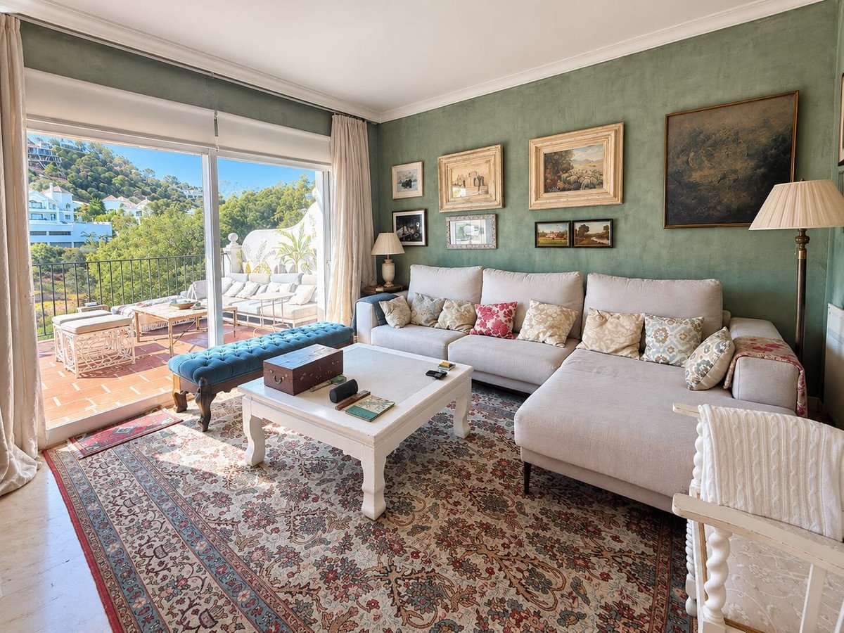 4 Bed Townhouse in Benahavís