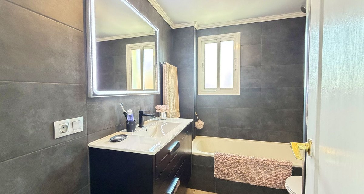 3 Bed Penthouse in Estepona