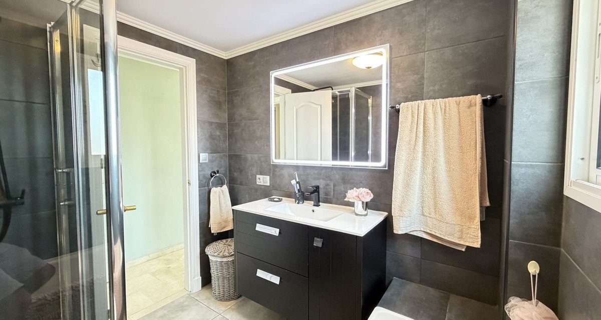 3 Bed Penthouse in Estepona
