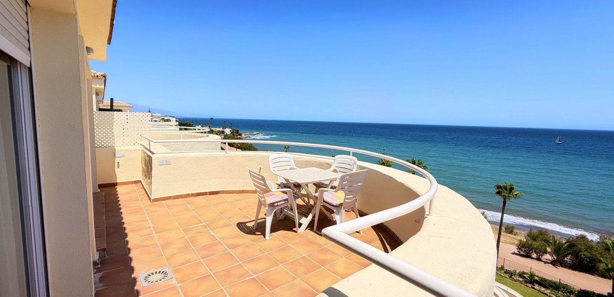 3 Bed Penthouse in Estepona