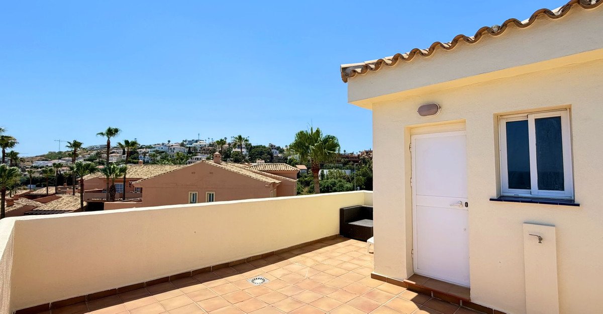 3 Bed Penthouse in Estepona