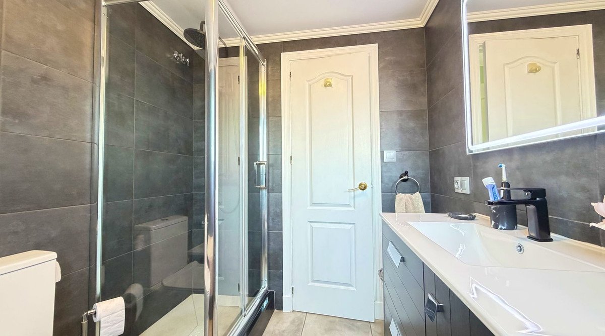 3 Bed Penthouse in Estepona