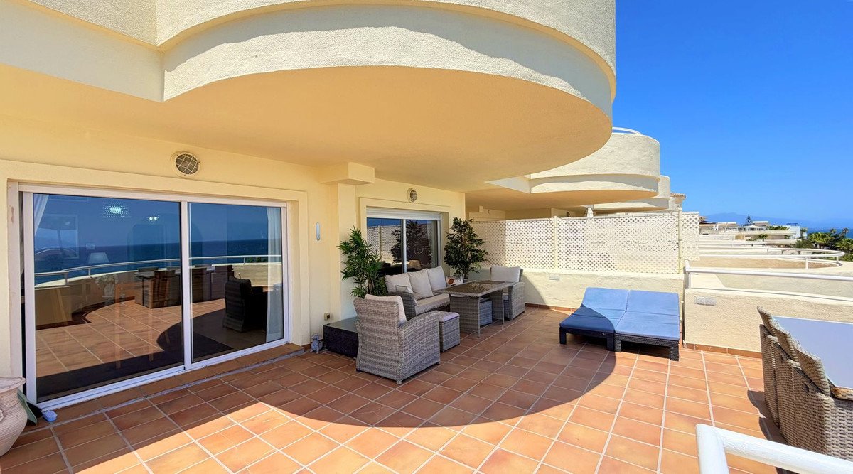 3 Bed Penthouse in Estepona