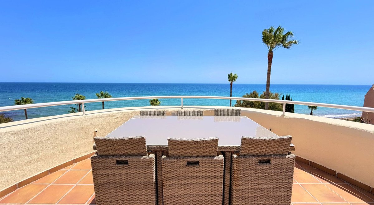 3 Bed Penthouse in Estepona