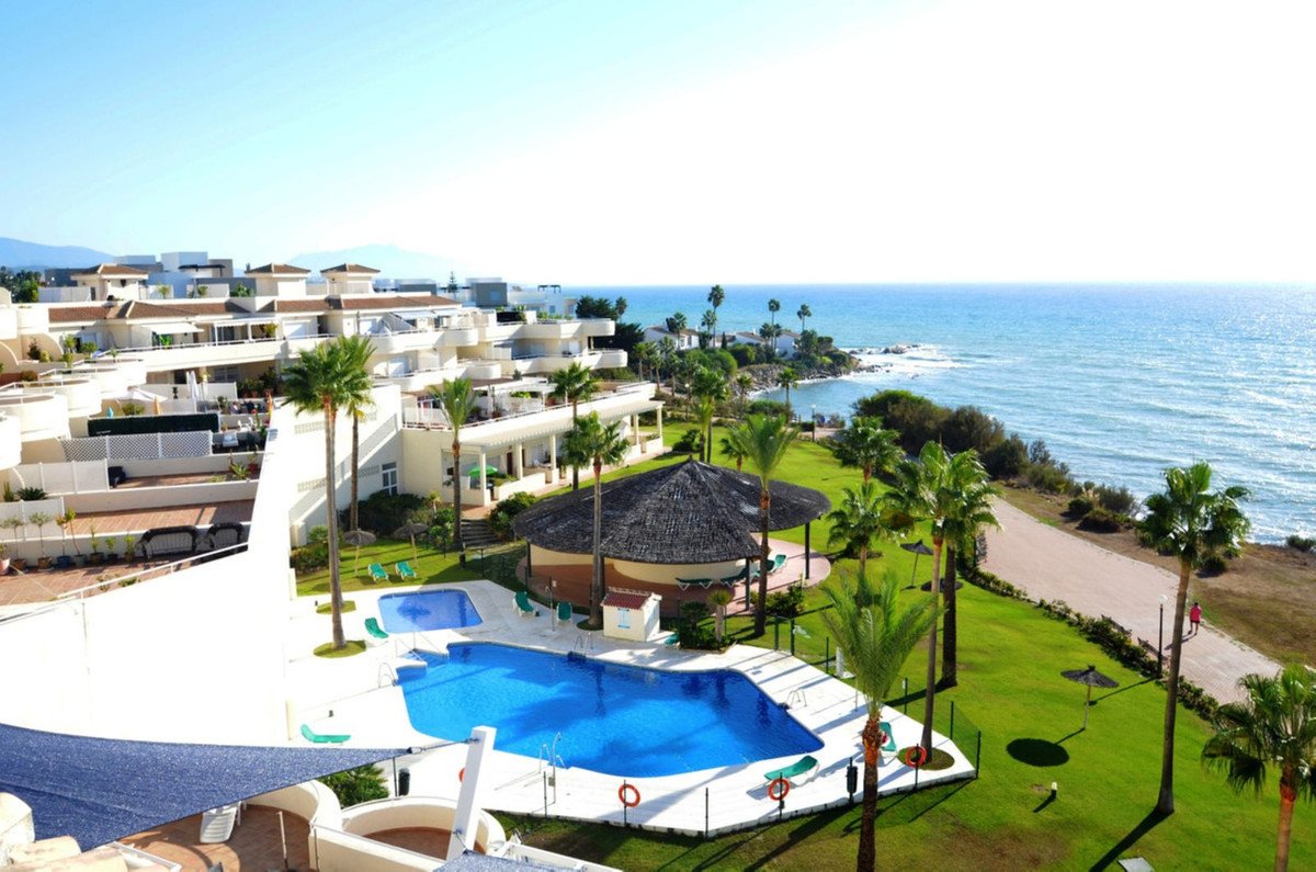 3 Bed Penthouse in Estepona