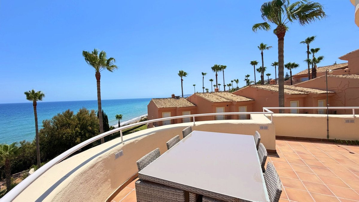 3 Bed Penthouse in Estepona