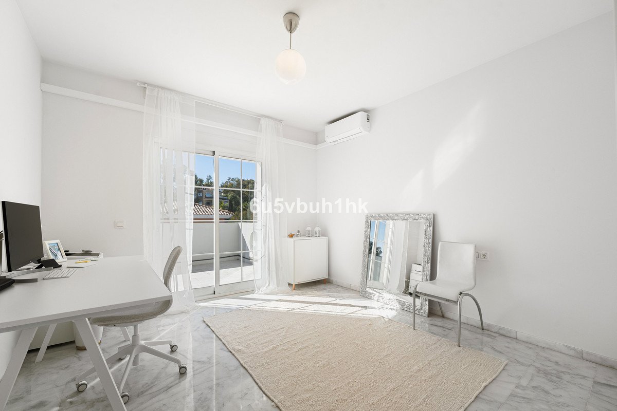 4 Bed Townhouse in Campo Mijas