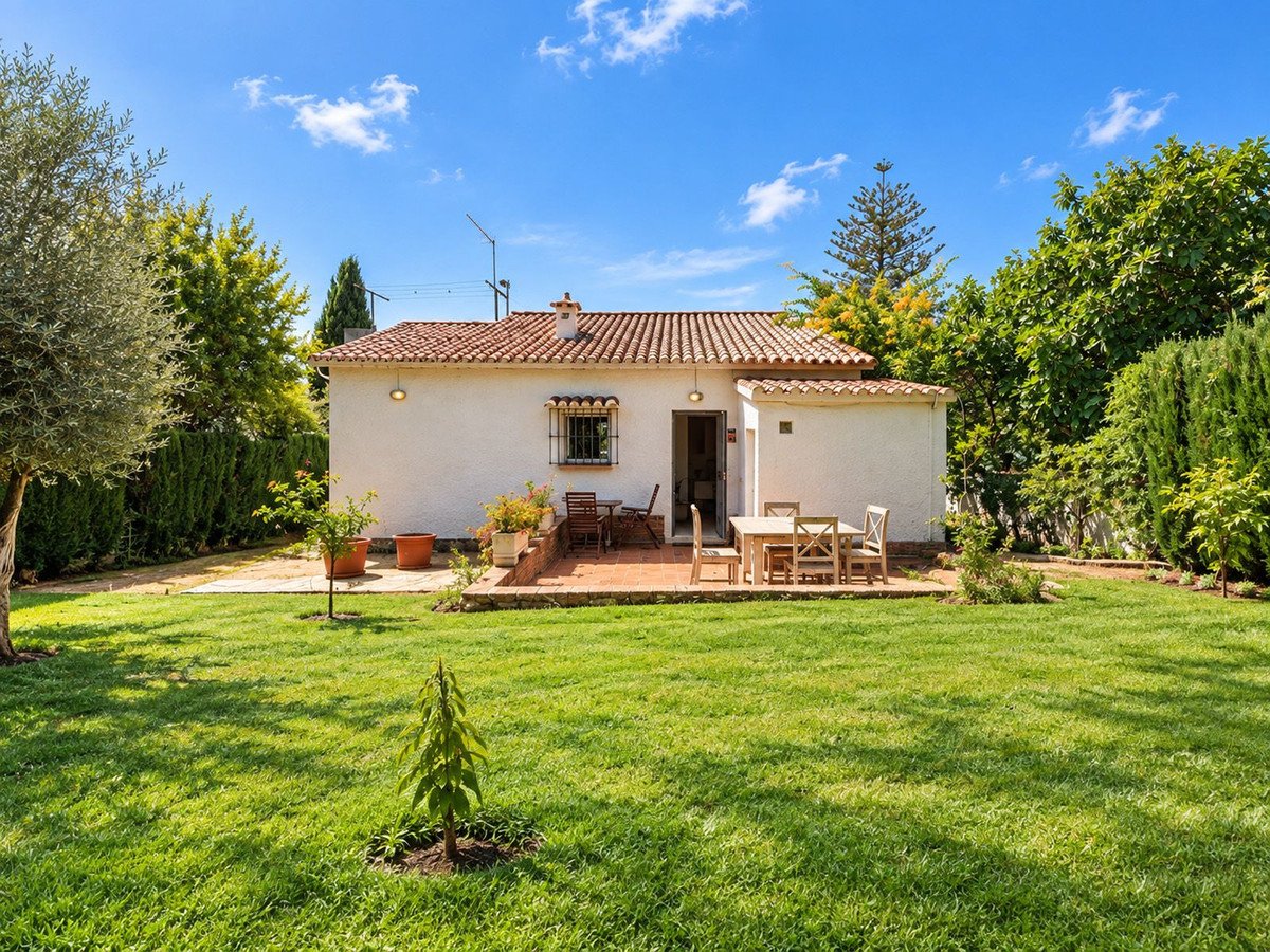 4 Bed Detached Villa in Marbella